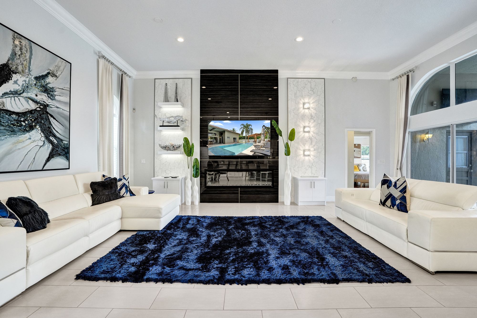 Luxury Coral Springs Retreat, photograph 15 of 18