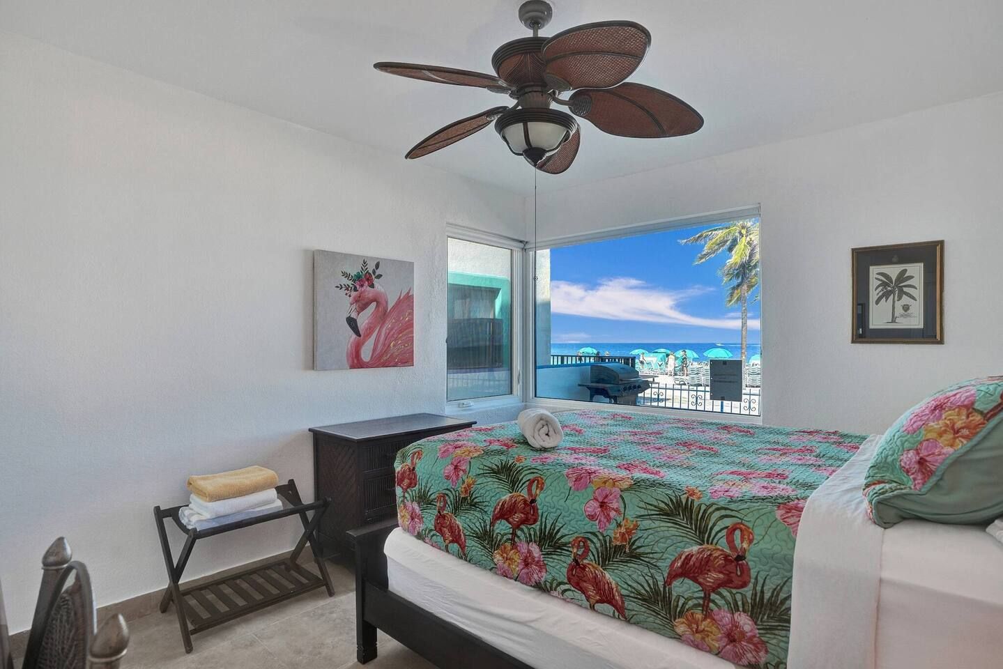 Sunset Oceanfront Villa, photograph 10 of 11