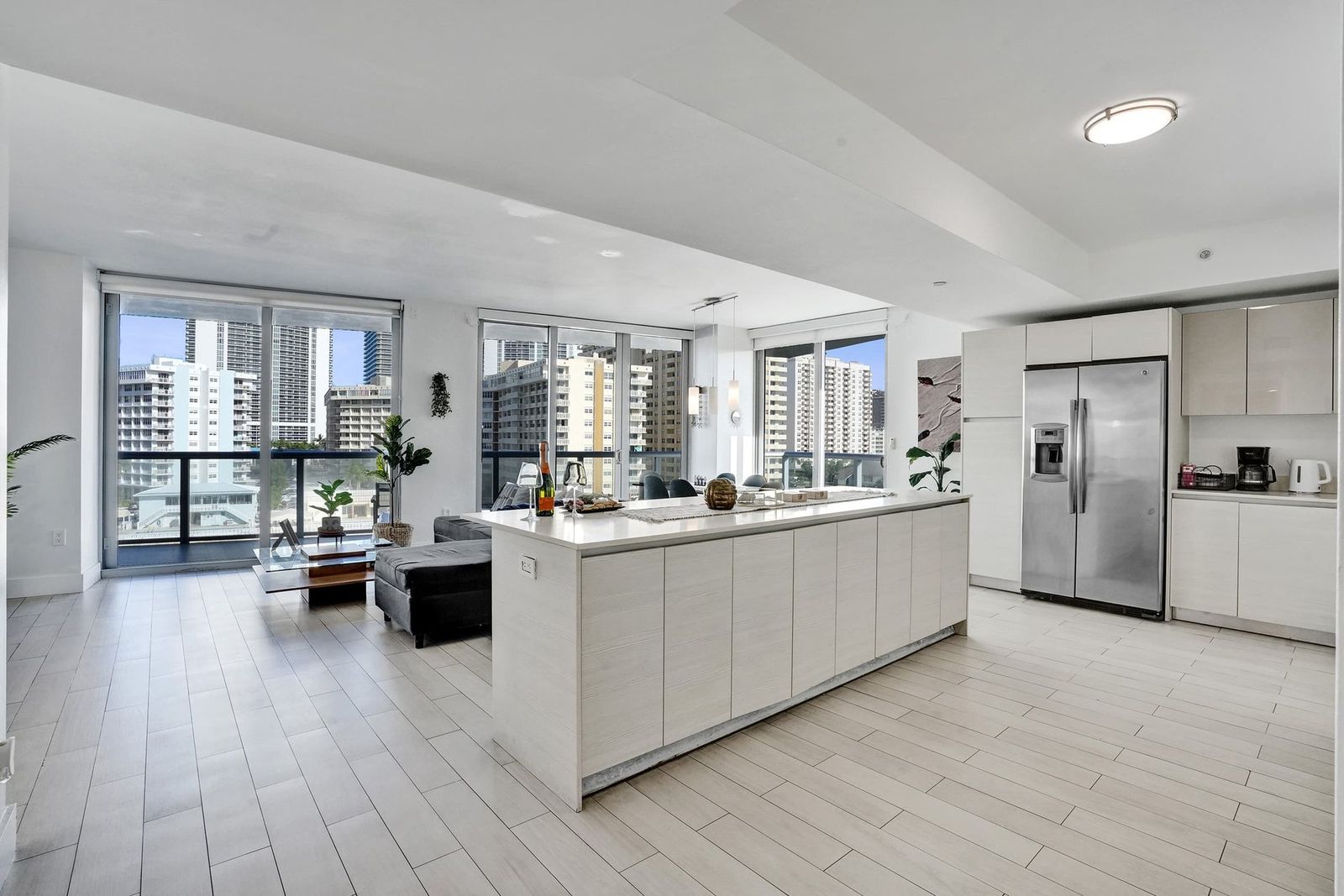 Waterfront Retreat with Great Views, photograph 7 of 17